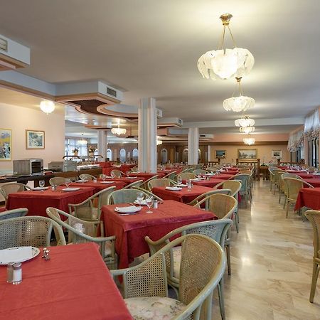 Park Hotel Oasi Garda (Verona) Exterior foto
