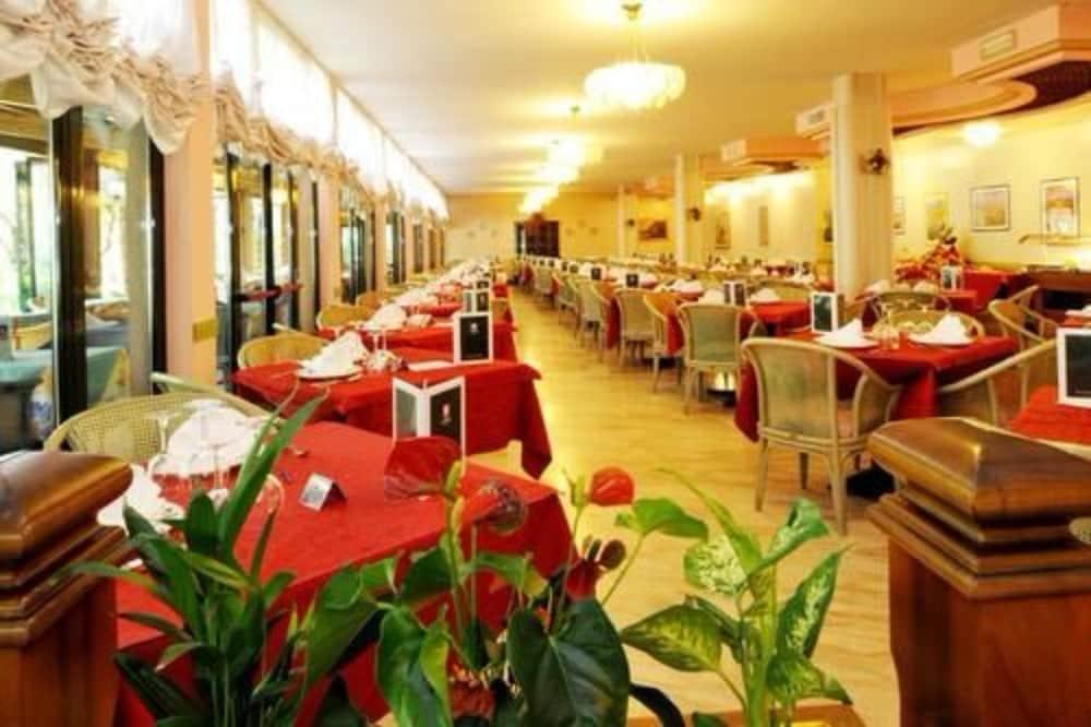 Park Hotel Oasi Garda (Verona) Exterior foto