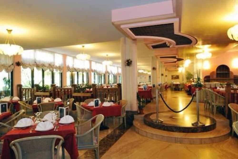 Park Hotel Oasi Garda (Verona) Exterior foto