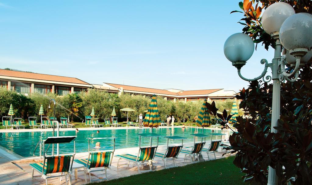 Park Hotel Oasi Garda (Verona) Exterior foto
